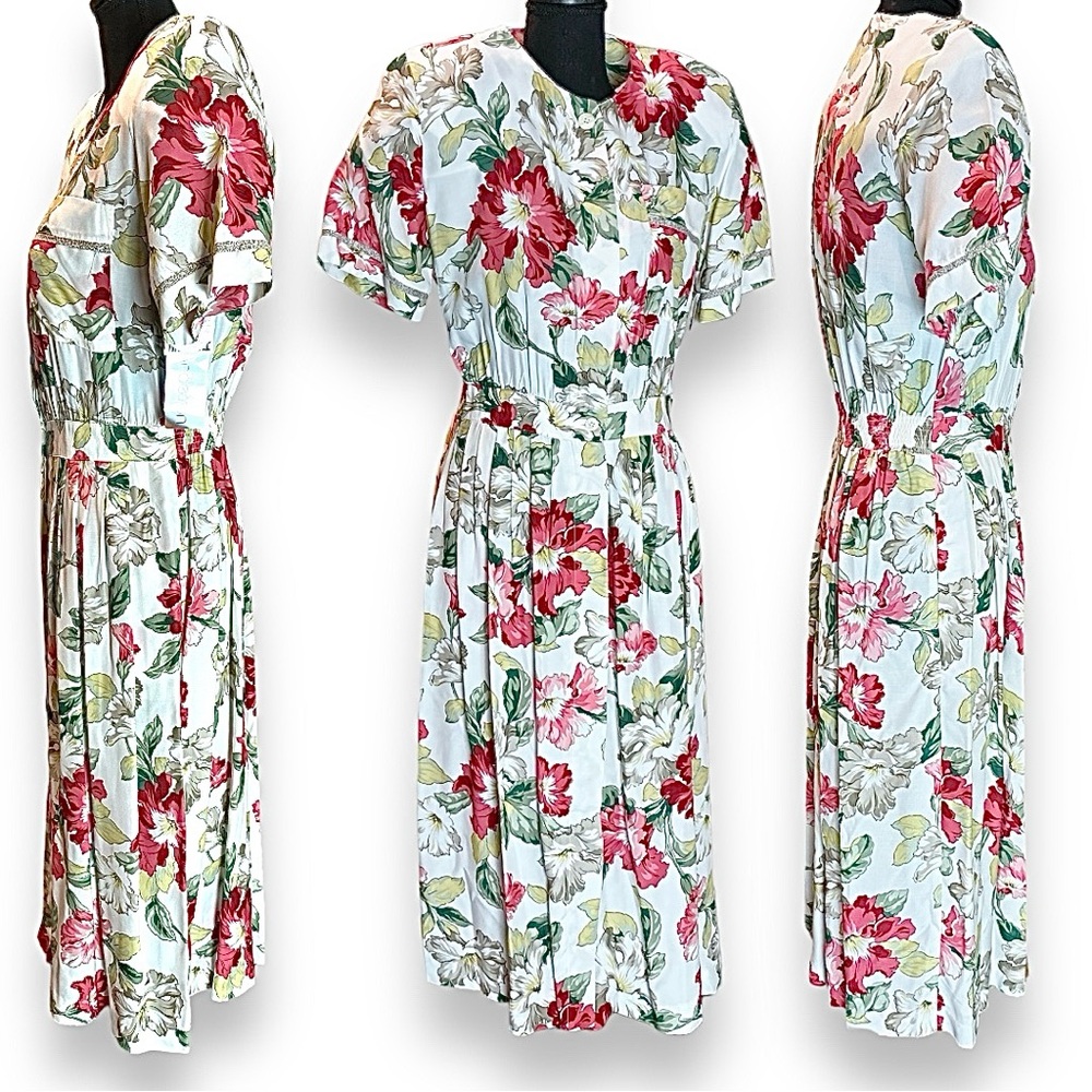 NWT Vintage Petite Washable Short Sleeve Floral Dress